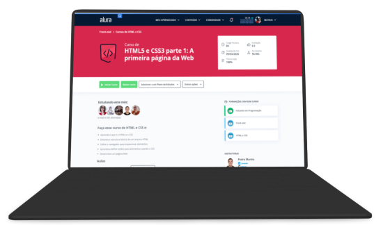 Um com o site da alura aberto
